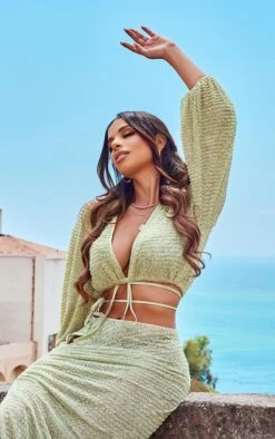 Top De Plage Texturé Vert à Manches Longues Et Devant Noué