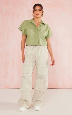 Chemise Oversize Vert Olive En Coton à Poches Et épaules Carrées -Logic || Zero Soldes Magasin 20bfc24fcbeabfd33766cc246259a9945a9efe7e cne3051 3