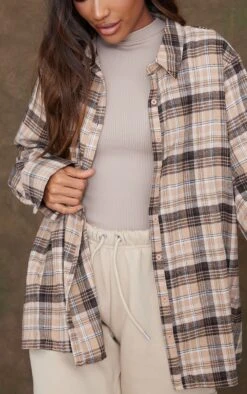 Chemise Oversize Beige à Carreaux En Flanelle -Logic || Zero Soldes Magasin 238ca9fde5bade25b26301dec380cdf8d7598c02 cmt6649 4