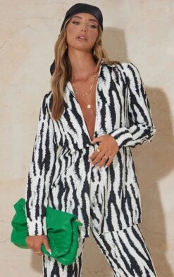 Chemise Oversize Noir Profond Imprimé Zèbre