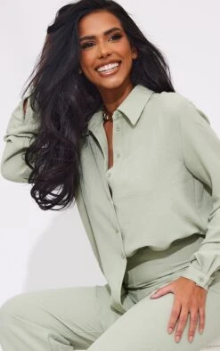 Chemise Oversize Texturée Froncée Vert Sauge Kaki -Logic || Zero Soldes Magasin 34643c8c10c82c90fd51f6a16078625a4960676a cmw2220 4