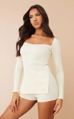 Top Beige Finement Côtelé à Manches Longues