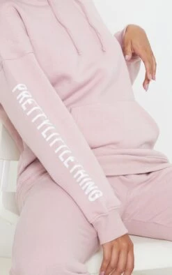Zero PRETTYLITTLETHING Hoodie Rose Pâle à Slogan -Logic || Zero Soldes Magasin 4e2a336fa30998957295ffd1ff62425010b4735e cmg4048 5