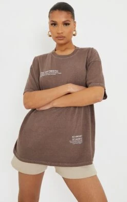 T-shirt Chocolat Délavé à Manches Courtes Et Slogan Stay Optimistic Imprimé En Petit -Logic || Zero Soldes Magasin 9176034bb53e0e9fc8b0afbb3100e51f939f4641 cmr5444 4