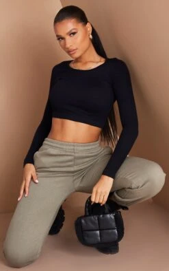 Crop Top Manches Longues Structuré Côtelé Noir Détail Contours -Logic || Zero Soldes Magasin bb2cd8817616cdeb4514c2e500dd0e2765e09fc3 cmv3165 4