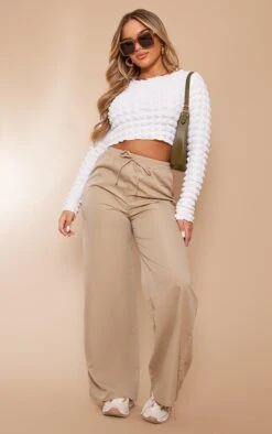 Crop Top Crème En Maille Bulle Texturée à Col Montant Et Manches Longues -Logic || Zero Soldes Magasin c898401b7cc5db257840b47fc1c5f23cccff5f67 cnd6219 3