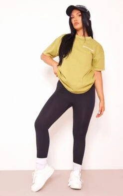 PRETTYLITTLETHING T-Shirt Vert Olive Délavé à Logo Imprimé -Logic || Zero Soldes Magasin cc2bcb51734cbcd403b58fd86ba1f86ab076597f cne3353 3