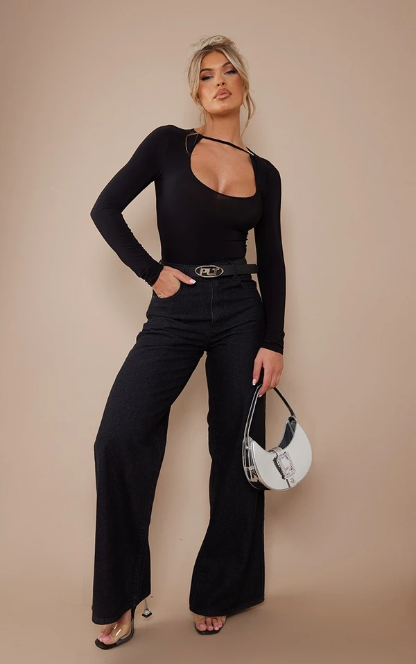 Body Noir à Manches Longues Et Empiècement Coeur 5 Body Noir à Manches Longues Et Empiècement Coeur – Image 3