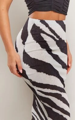 Jupe Longue Taille Basse En Mesh Dévoré Imprimé Zébré Noir -Logic || Zero Soldes Magasin df218d54b8c4a13c8a6e9ad0a93cd883c7ce5b66 cne3839 4