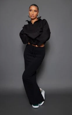 Jupe Longue Côtelée Noire à Cordons Ajustables Sur La Taille