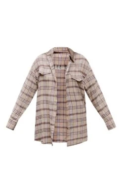 PRETTYLITTLETHING Chemise Crème Imprimé Carreaux à Slogan Dans Le Dos -Logic || Zero Soldes Magasin fa602e7df5a4788954760214228a004e6d17d491 cmq0719 5